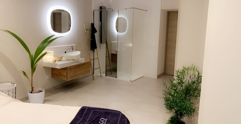 Cabine soins corp Cabine soins corp